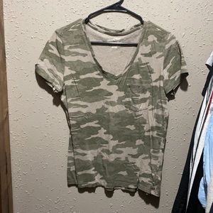 Camo comfy tee